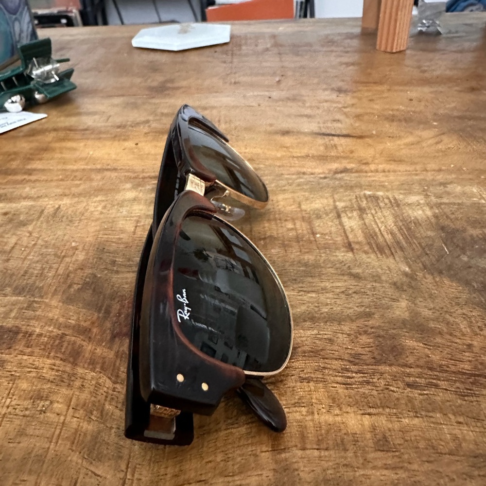 Tortoise Shell Club Master Ray Bans - Picture 2 of 7